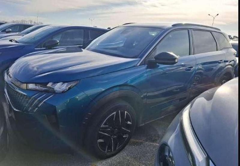 Gebraucht Peugeot 5008 Allure 136 PS (100 kW) 2025 Blau obsession SUV