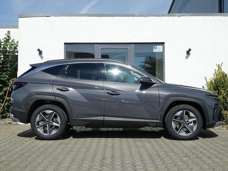 Neu Hyundai Tucson Trend 239 PS (175 kW) 2026 Ecotronic grey SUV
