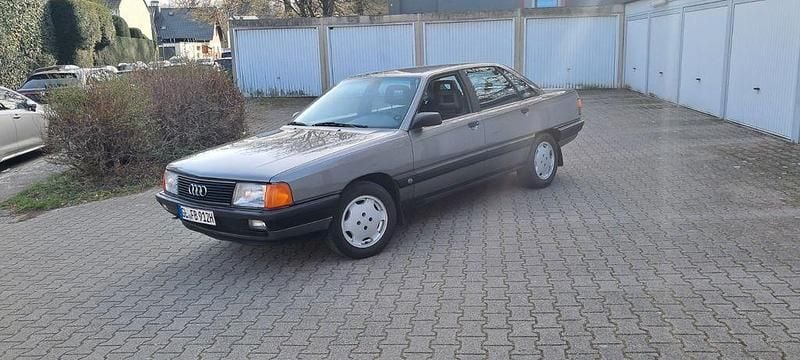 Gebraucht Audi 100 Design 136 PS (100 kW) 1988 Grau Limousine