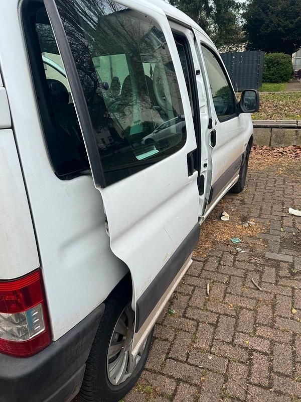 Gebraucht Citroën Berlingo 75 PS (55 kW) 2007 Weiß Van / Kleinbus
