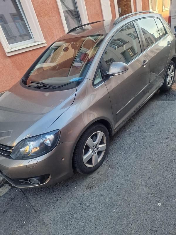 Gebraucht VW Golf VI 105 PS (77 kW) 2010 Braun Kleinwagen