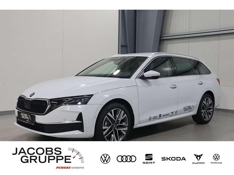 Weiß Gebraucht 2025 Skoda Octavia Tour Kombi | 40.985 € (Teuer) - Bild 1/4