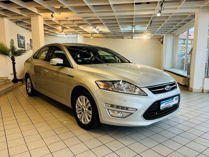 Gebraucht Ford Mondeo Titanium 239 PS (175 kW) 2011 Silber Limousine