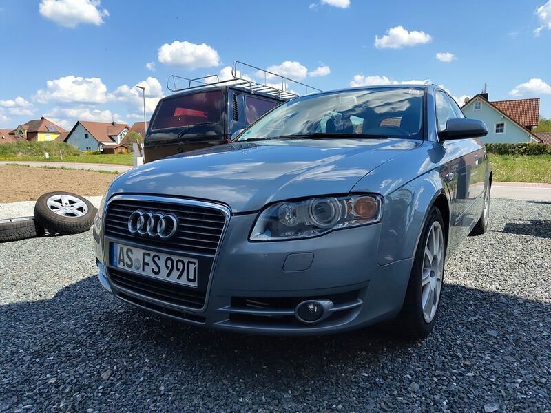 Silber Gebraucht 2005 Audi A4 Kombi | 3.000 € (Guter Preis) - Bild 1/4