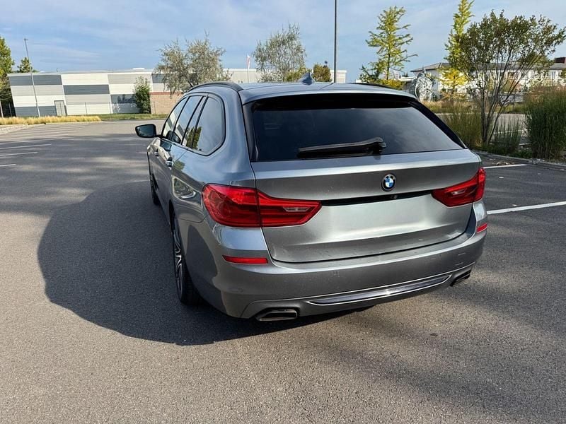 Second-hand BMW 540 Shadowline 340 CP (250 kW) 2017 Gri Break