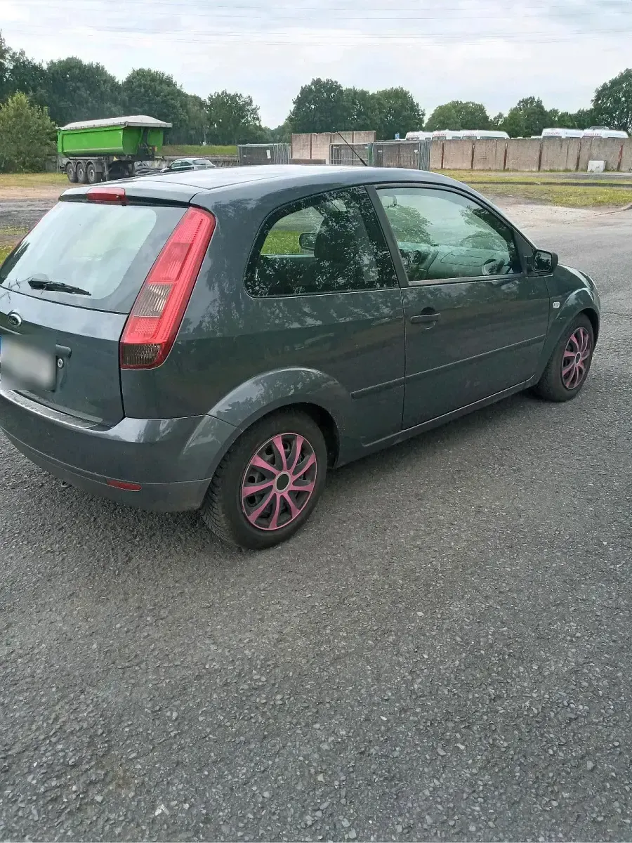 Gebraucht Ford Fiesta 80 PS (58 kW) 2004 Kleinwagen
