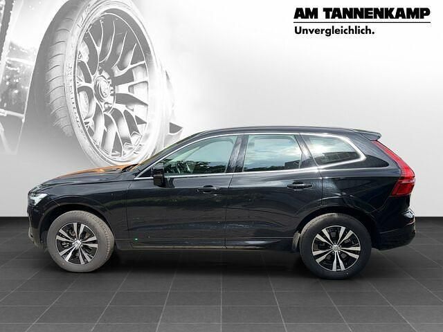 Gebraucht Volvo XC60 Momentum 197 PS (144 kW) 2021 Onyx black (metallic) SUV