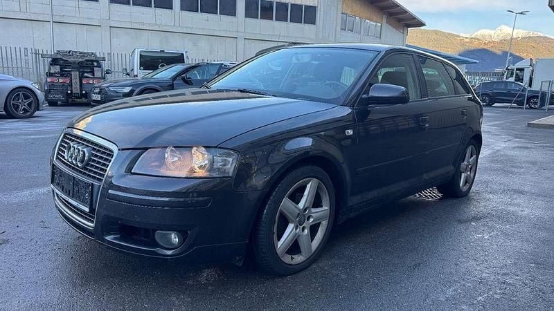 Grau Gebraucht 2008 Audi A3 Ambition Limousine | 2.790 € (Superpreis) - Bild 1/4