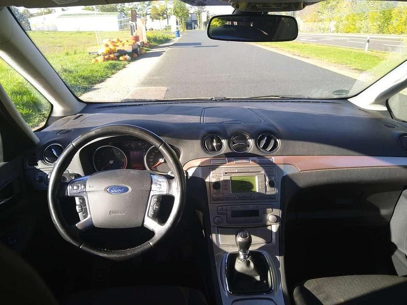 Gebraucht Ford Galaxy 131 PS (96 kW) 2006 Gold Van / Kleinbus