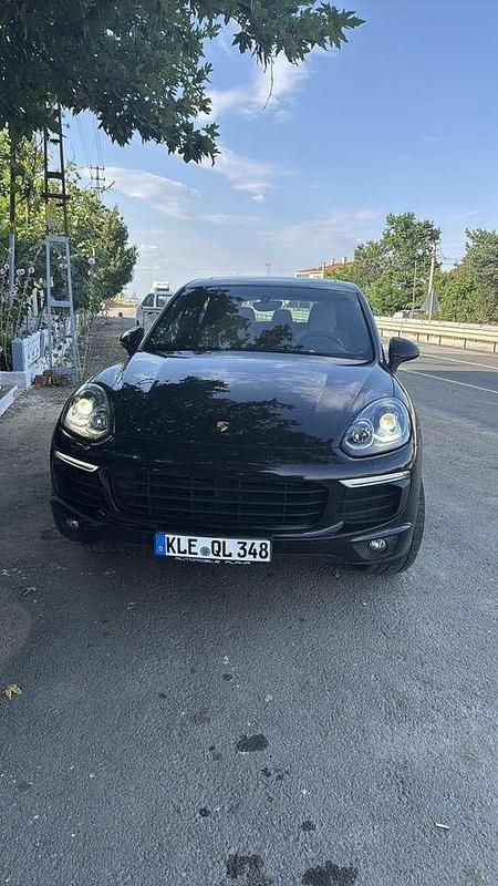 Gebraucht 2015 Porsche Cayenne SUV | 27.500 € (Etwas zu teuer) - Bild 1/4