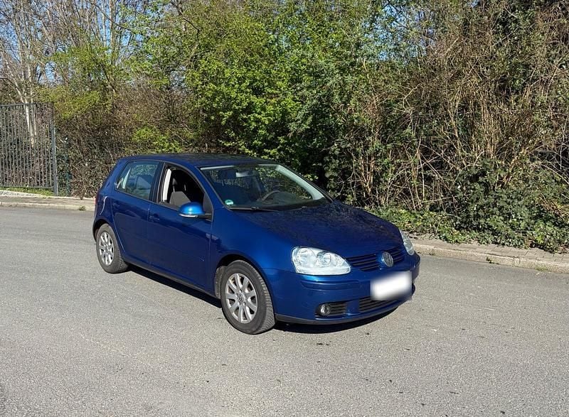 Gebraucht VW Golf V 102 PS (75 kW) 2005 Blau Kleinwagen