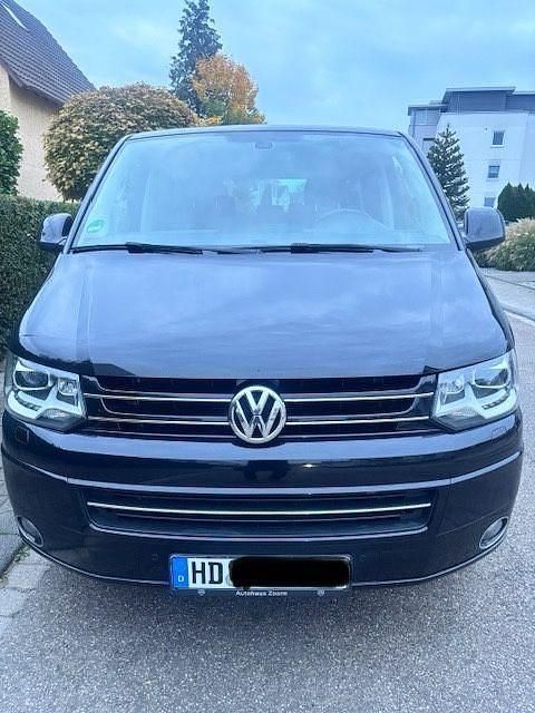Gebraucht VW Multivan Highline 179 PS (131 kW) 2014 Schwarz Van
