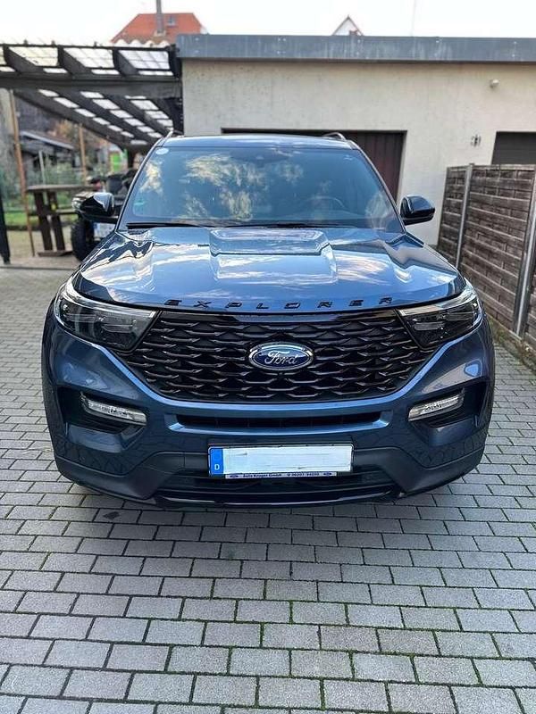 Blau Gebraucht 2020 Ford Explorer ST-Line SUV | 45.200 € (Etwas zu teuer) - Bild 1/4