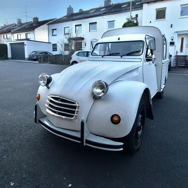 Second-hand Citroën 2CV 33 CP (24 kW) 1974 Gri Berlinǎ