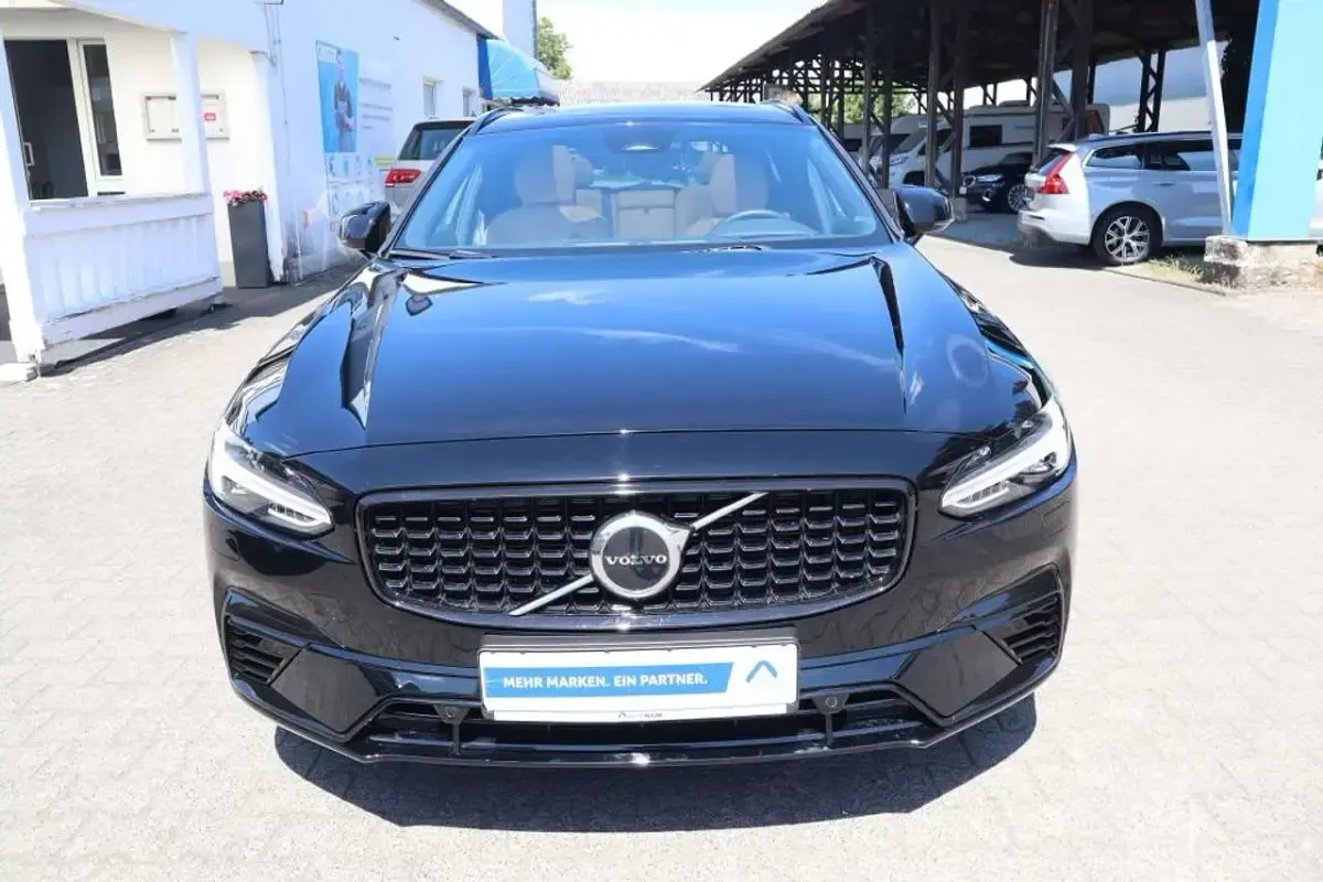 Occasion Volvo V90 Ultimate 310 ch (228 kW) 2023 Noir Break