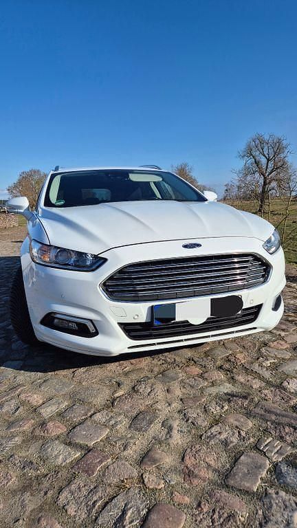Gebraucht Ford Mondeo Titanium 150 PS (110 kW) 2018 Weiß Limousine