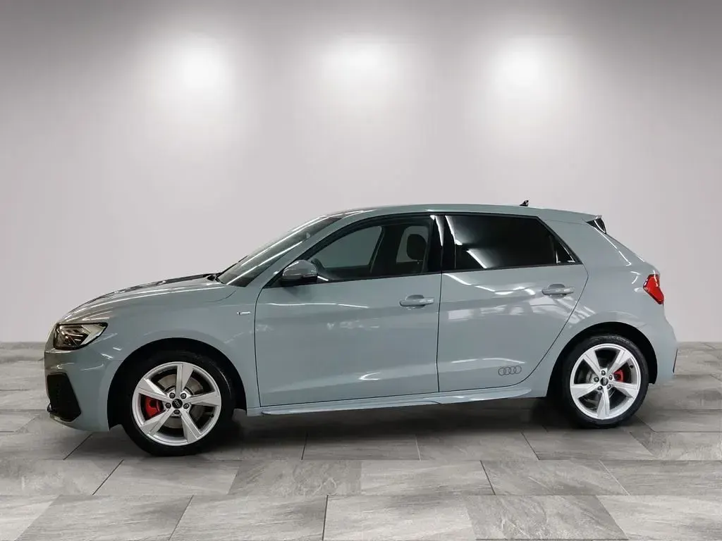 Gebraucht Audi A1 Sportback S-Line 207 PS (152 kW) 2025 Pfeilgrau perleffekt Kleinwagen