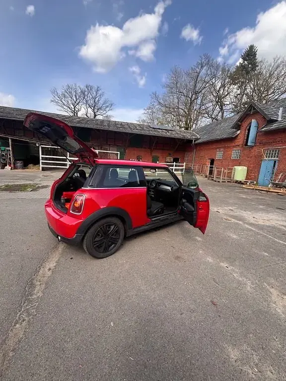 Gebraucht Mini ONE 95 PS (69 kW) 2008 Rot Kleinwagen