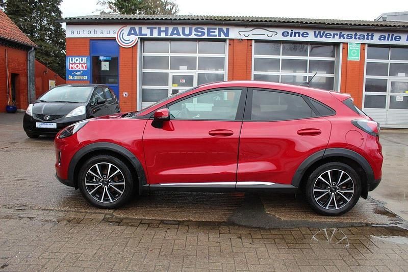 Gebraucht Ford Puma Titanium 125 PS (91 kW) 2021 Rot SUV