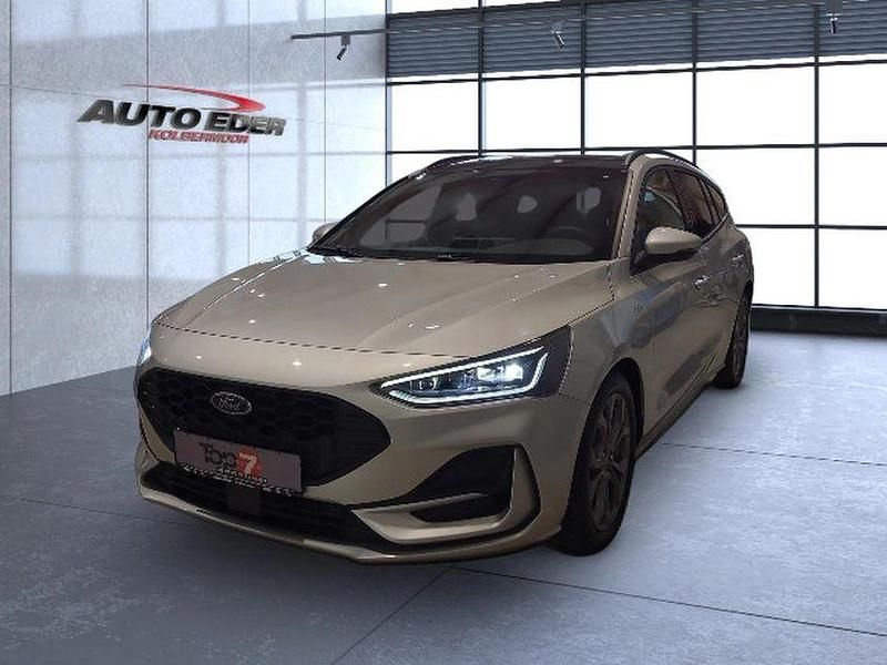 Gebraucht Ford Focus ST-Line 154 PS (113 kW) 2023 Silber