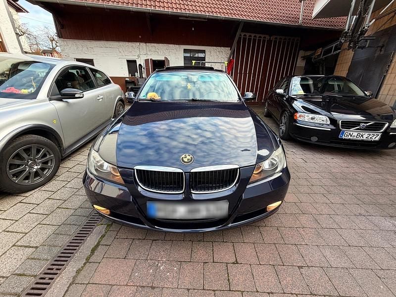 Gebraucht BMW 320 150 PS (110 kW) 2006 Limousine