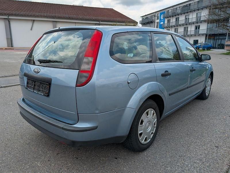 Usata Ford Focus Trend 116 CV (85 kW) 2005 Tonic Berlina