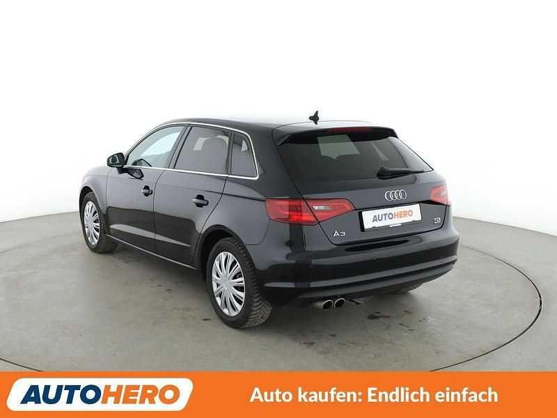 Gebraucht Audi A3 Ambiente 184 PS (135 kW) 2014 Schwarz Limousine