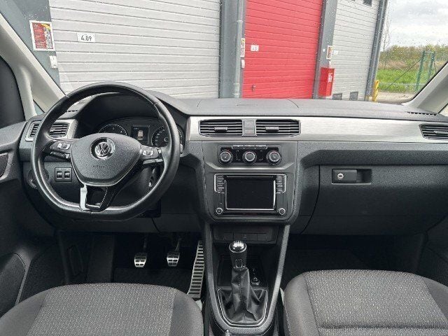 Gebraucht VW Caddy Trendline 75 PS (55 kW) 2018 Grau metallic Van / Kleinbus