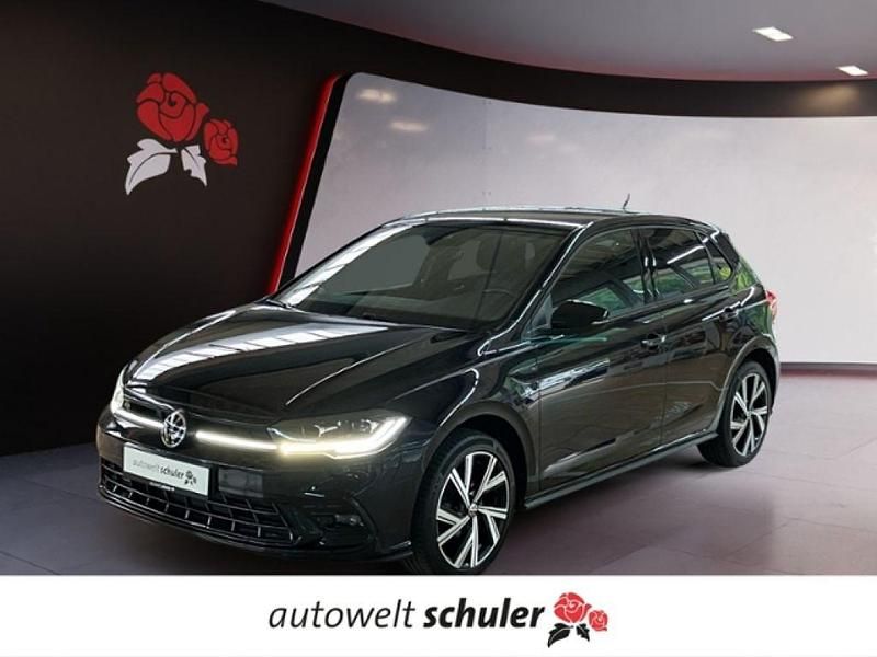 Deep black perleffekt (metallic) Gebraucht 2023 VW Polo R-line Limousine | 20.979 € (Fairer Preis) - Bild 1/4
