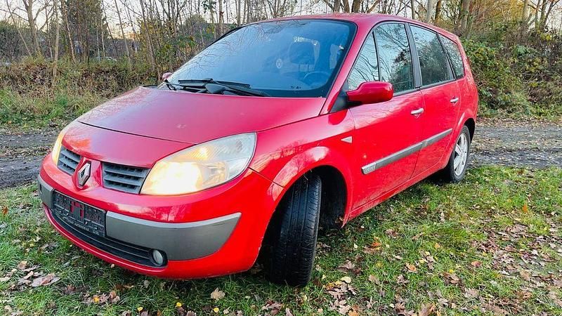 Gebraucht Renault Grand Scénic II Avantage 113 PS (83 kW) 2004 Rot Van / Kleinbus