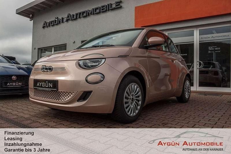 Gebraucht Fiat 500e Basis 86 kW (118 PS) 2023 Gold Limousine