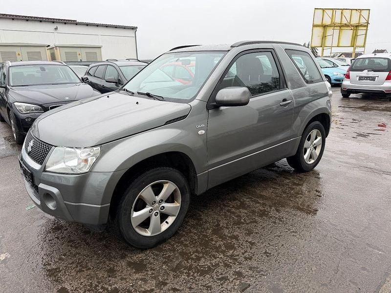 Gebraucht Suzuki Grand Vitara Club 129 PS (94 kW) 2008 Grau SUV