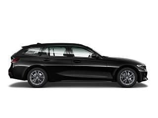 Gebraucht BMW 320 Sport Line 184 PS (135 kW) 2021 Black sapphire metallic Kombi