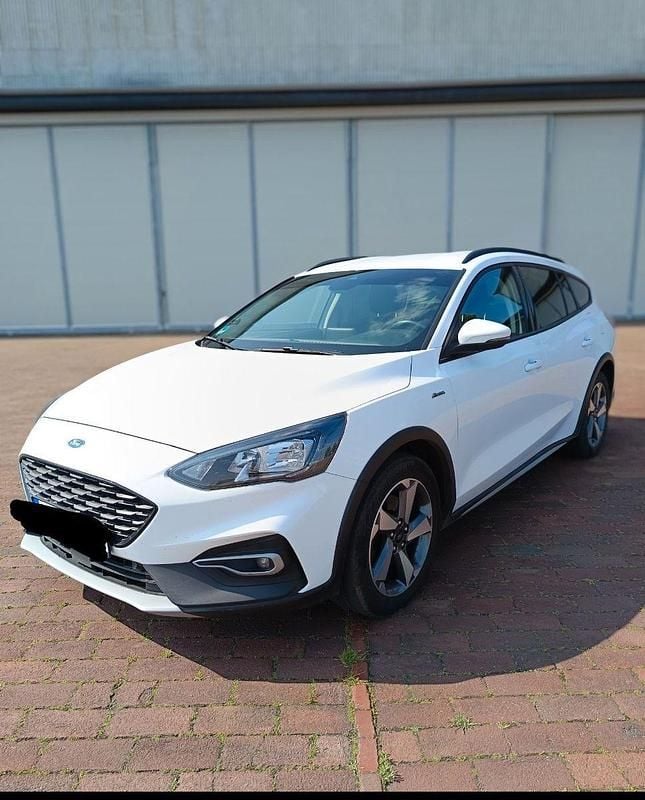 Gebraucht Ford Focus Active 120 PS (88 kW) 2020 Weiß Kombi