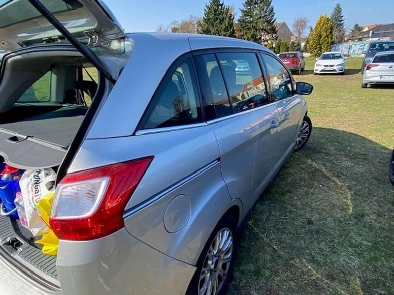 Gebraucht Ford Grand C-Max Titanium 116 PS (85 kW) 2012 Silber Van / Kleinbus