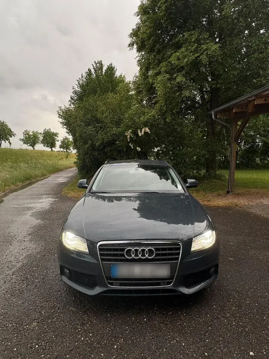 Gebraucht Audi A4 Sport 179 PS (131 kW) 2009 Grau Kombi