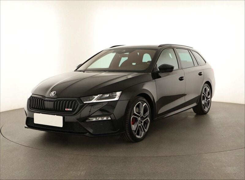 Schwarzmet. (metallic) Gebraucht 2024 Skoda Octavia RS Kombi | 37.740 € (Fairer Preis) - Bild 1/4