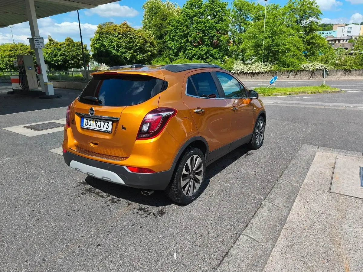 Używany Opel Mokka 140 KM (102 kW) 2017 Pomarańczowy SUV
