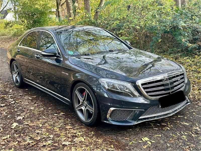 Grau Gebraucht 2013 Mercedes S65 AMG AMG Limousine | 24.900 € - Bild 1/4
