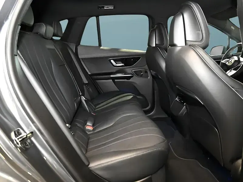 Gebraucht Mercedes EQE300 180 kW (245 PS) 2025 Grau Limousine