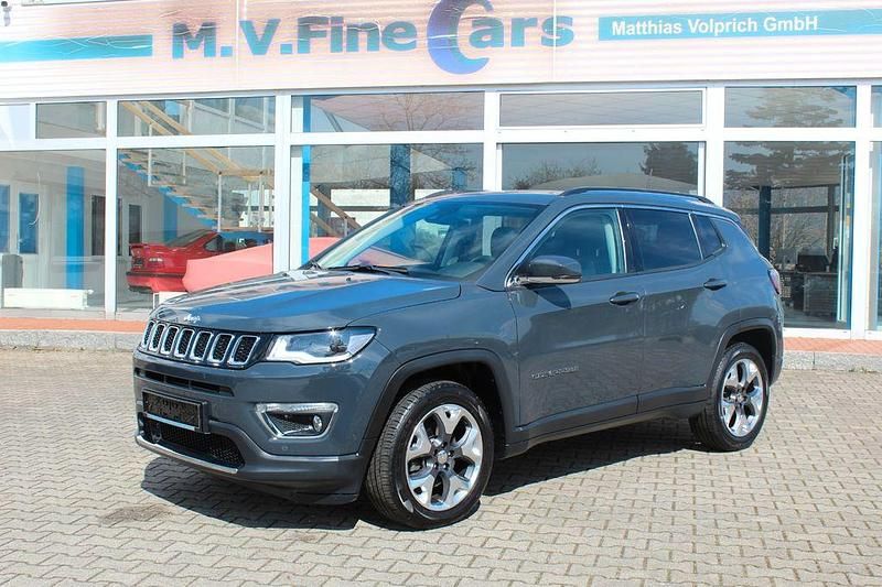 Gebraucht Jeep Compass Limited 140 PS (102 kW) 2019 Grau SUV