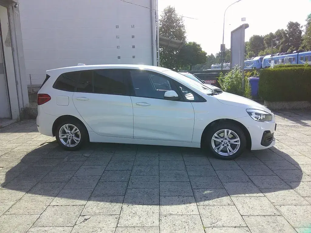 Gebraucht BMW 218 Gran Tourer 140 PS (102 kW) 2019 Alpinweiss iii Van / Kleinbus
