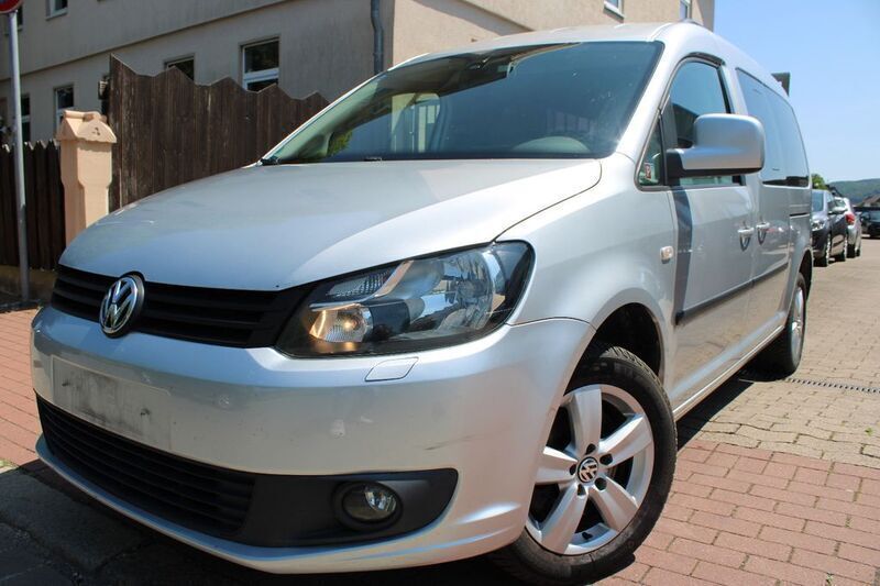Silber Gebraucht 2012 VW Caddy Maxi Van / Kleinbus | 7.990 € (Fairer Preis) - Bild 1/4