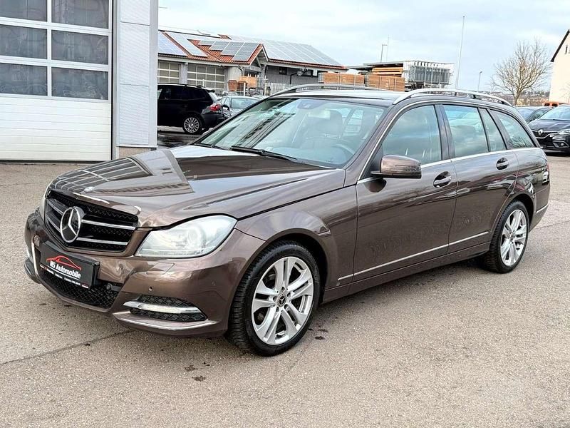 Gebraucht Mercedes C220 Avantgarde 170 PS (125 kW) 2013 Braun Kombi
