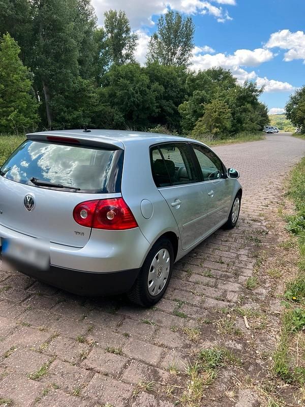 Gebraucht VW Golf IV 105 PS (77 kW) 2006 Silber Limousine
