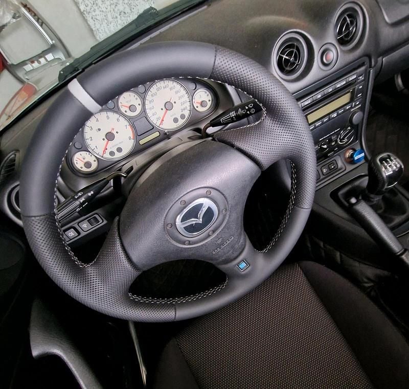 Gebraucht Mazda MX5 110 PS (80 kW) 2001 Silber Cabrio