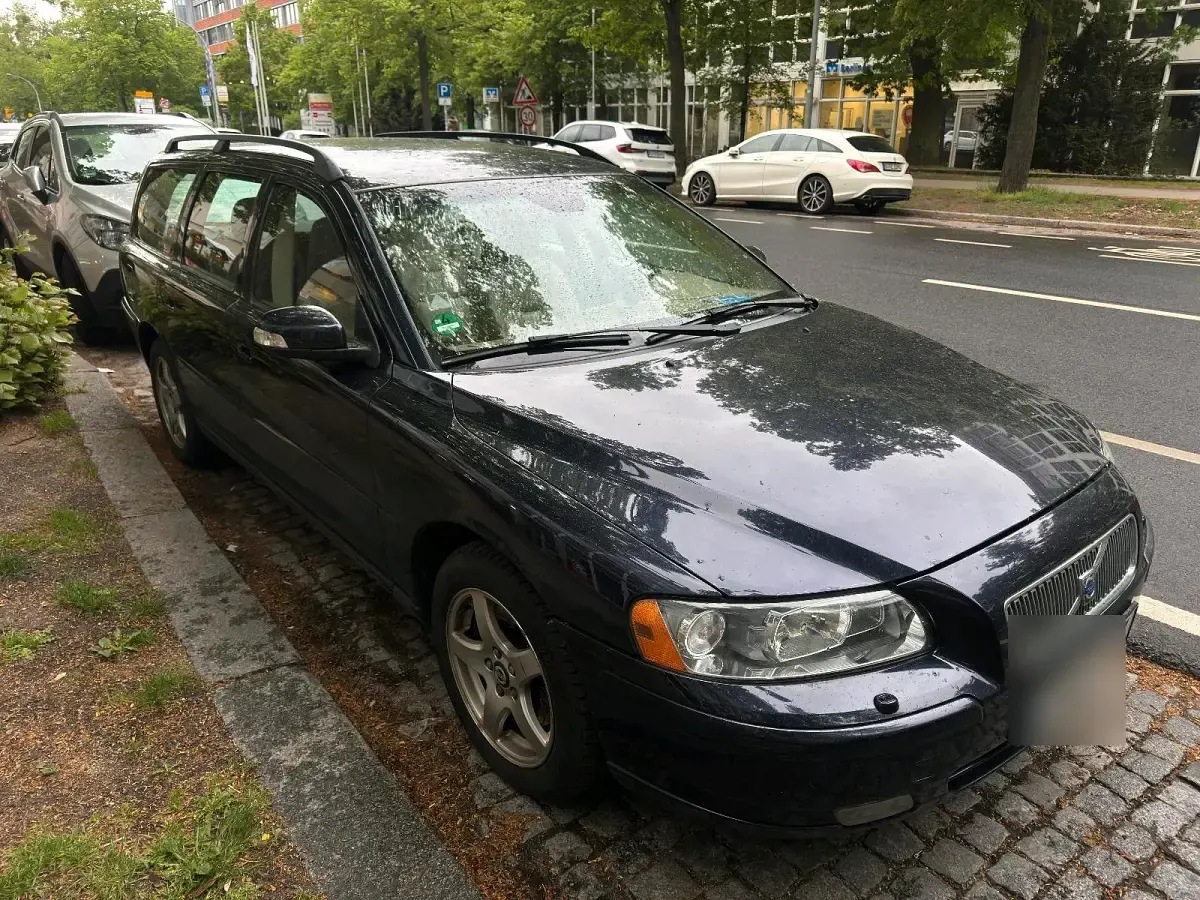 Gebraucht Volvo V70 185 PS (136 kW) 2007 Blau Kombi