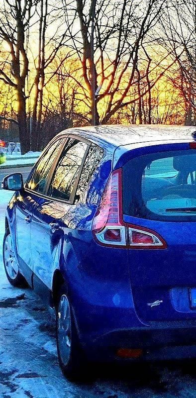 Gebraucht Renault Scénic III 110 PS (80 kW) 2011 Blau Van / Kleinbus