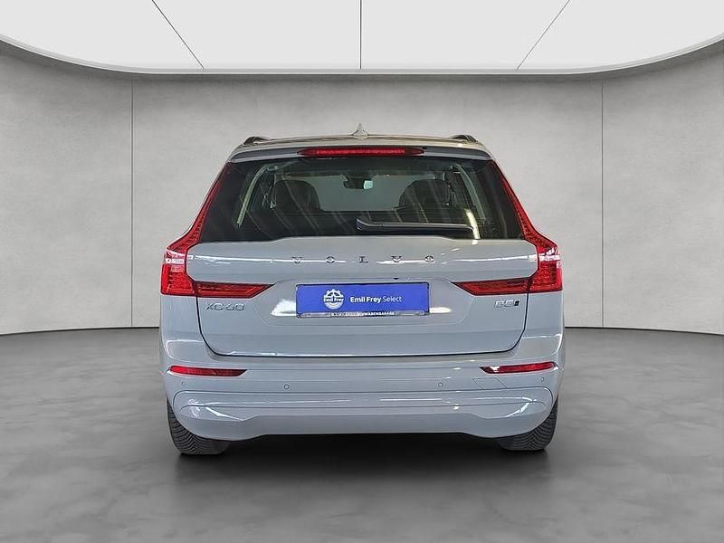 Gebraucht Volvo XC60 Core 250 PS (183 kW) 2024 Grau SUV
