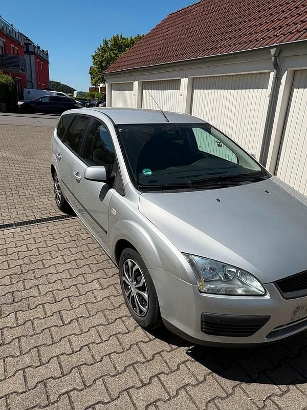Gebraucht 2006 Ford Focus Kombi | 350 € (Guter Preis) - Bild 1/4